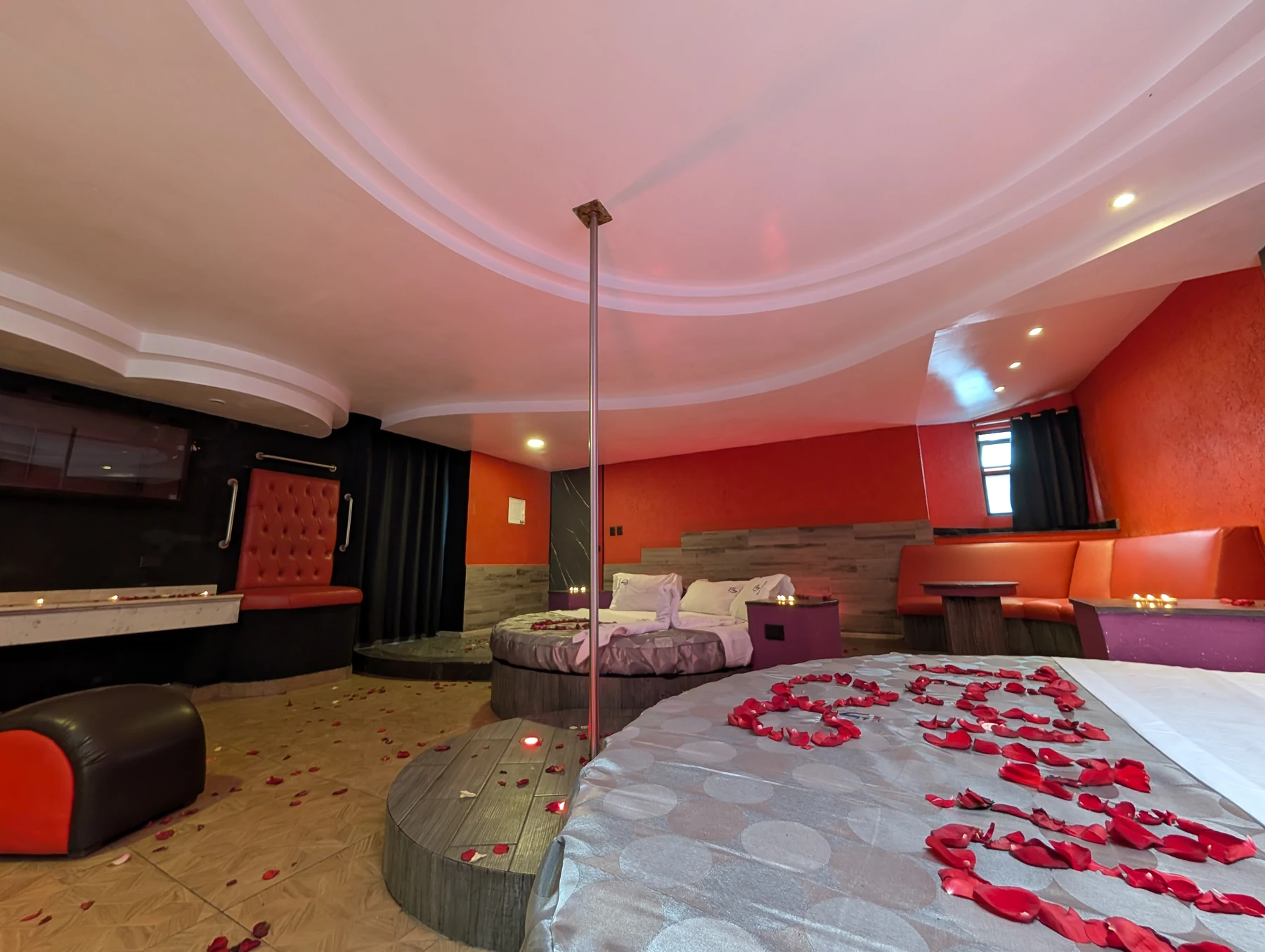 Alberca privada y acabados de Suite Alberca